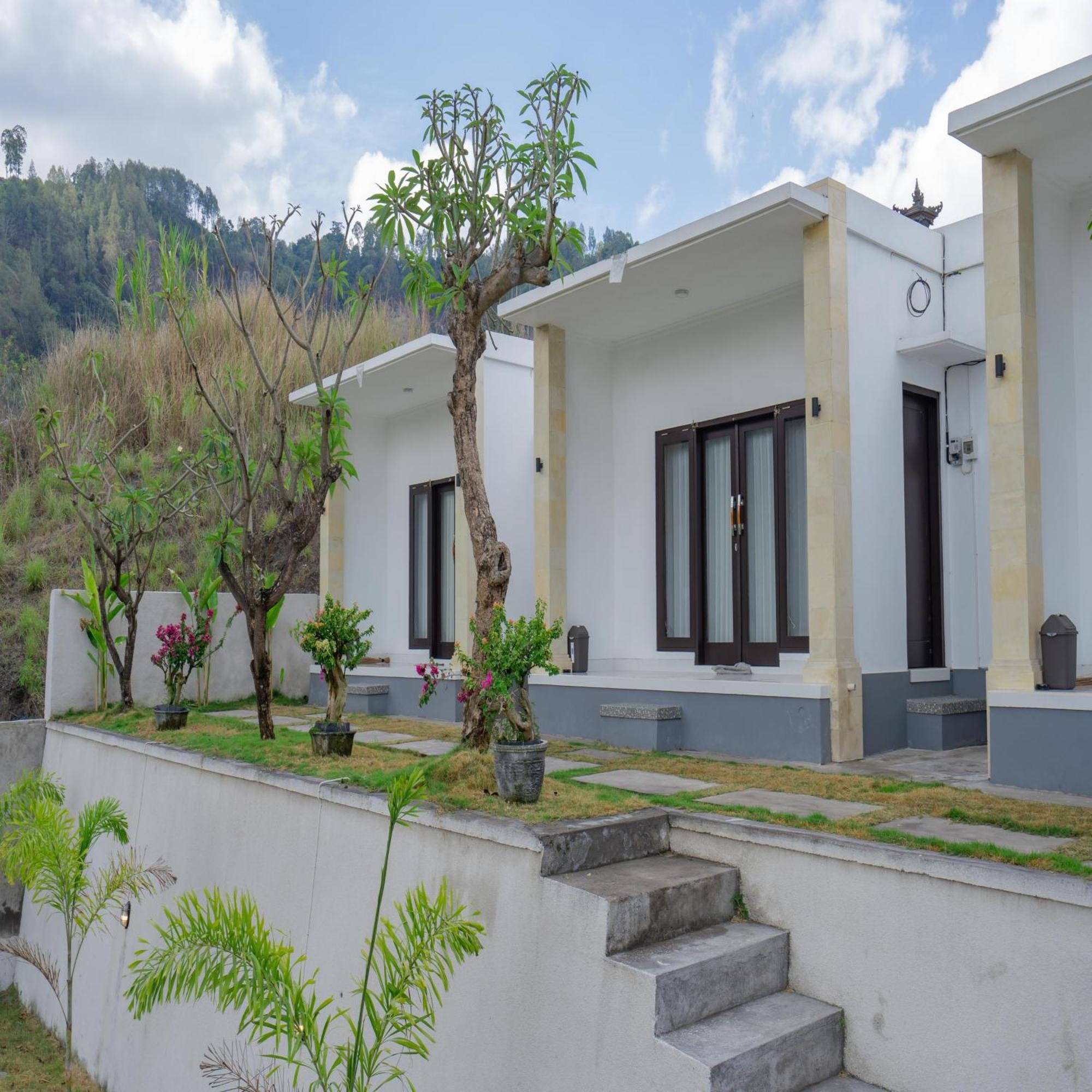 Batur Kencana Villa Mitra Reddoorz Baturaja  Exterior foto